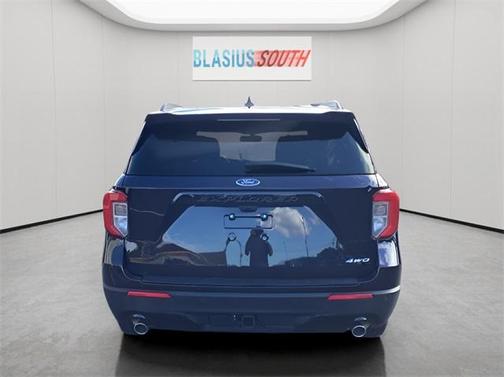 2022 Ford Explorer ST-Line