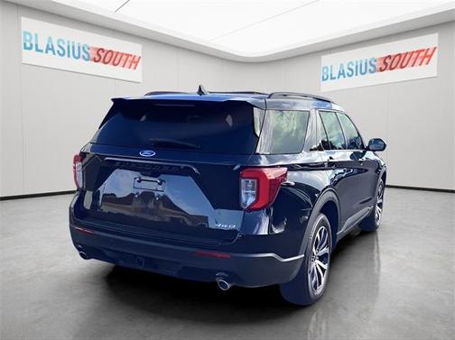 2022 Ford Explorer ST-Line