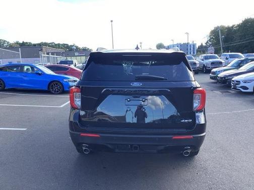2022 Ford Explorer ST-Line