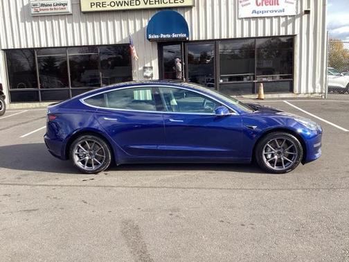 2020 Tesla Model 3 Long Range