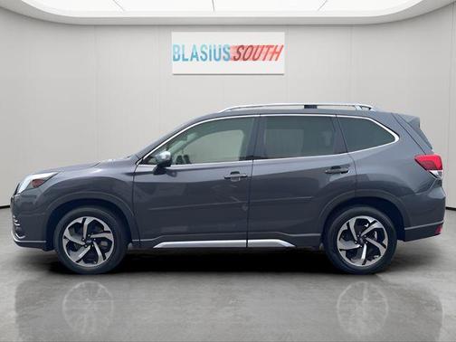 Magnetite Gray Metallic 2023 Subaru Forester Touring