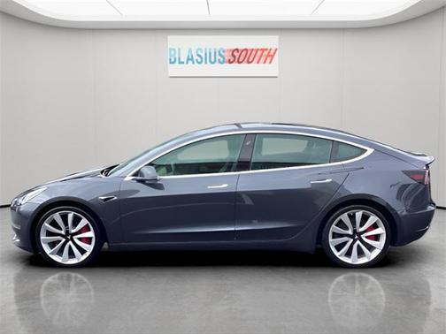 2018 Tesla Model 3 Performance