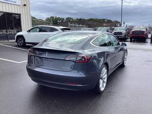 2018 Tesla Model 3 Performance