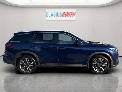 2022 INFINITI QX60 Luxe