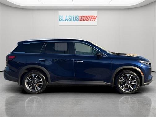 2022 INFINITI QX60 Luxe