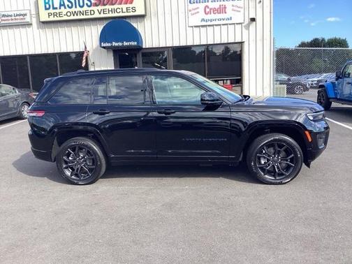 2023 Jeep Grand Cherokee 4xe 30th Anniversary