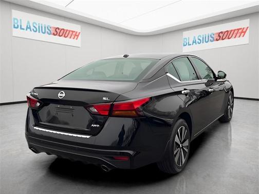 2022 Nissan Altima 2.5 SL