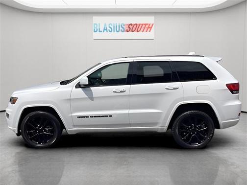 2022 Jeep Grand Cherokee Laredo