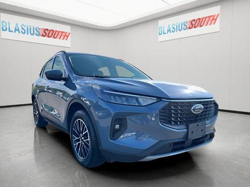 Vapor Blue 2023 Ford Escape PHEV SE