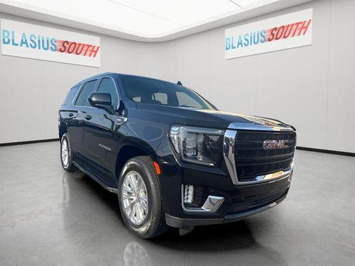 Onyx Black 2024 GMC Yukon SLE
