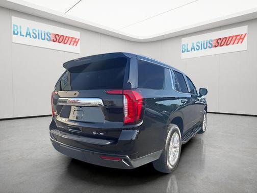 Onyx Black 2024 GMC Yukon SLE