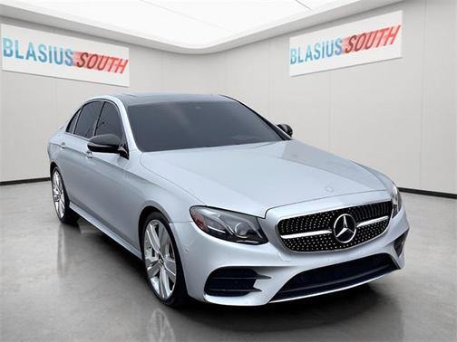 2017 Mercedes-Benz E-Class 4MATIC