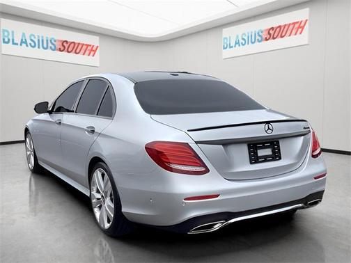 2017 Mercedes-Benz E-Class 4MATIC