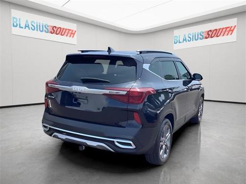 2022 Kia Seltos S