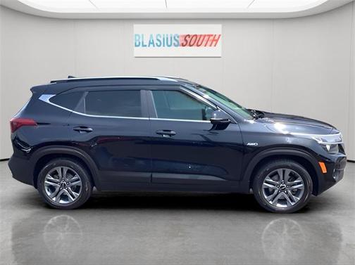 2022 Kia Seltos S