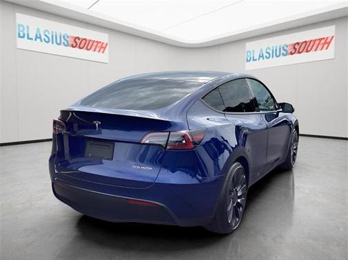 2023 Tesla Model Y Performance Dual Motor All-Wheel Drive