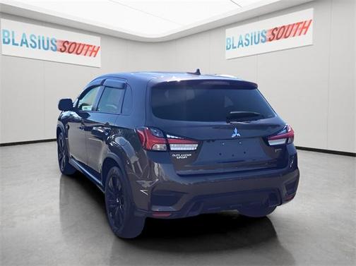 2023 Mitsubishi Outlander Sport 2.0 LE