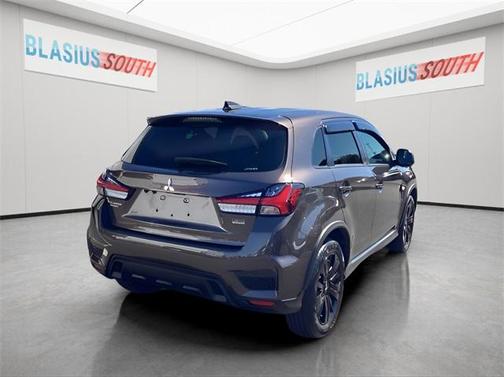 2023 Mitsubishi Outlander Sport 2.0 LE