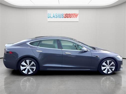 2020 Tesla Model S Long Range