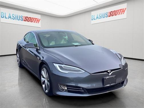 2020 Tesla Model S Long Range