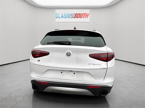 2022 Alfa Romeo Stelvio Ti