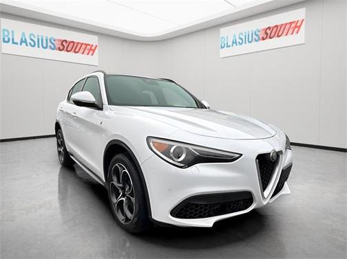2022 Alfa Romeo Stelvio Ti