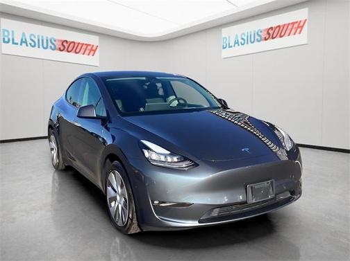 2021 Tesla Model Y Long Range Dual Motor All-Wheel Drive