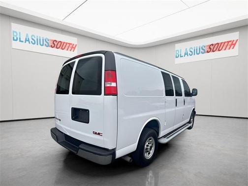 2023 GMC Savana 2500 Work Van