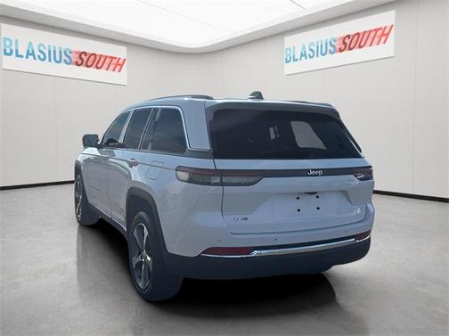 2023 Jeep Grand Cherokee 4xe Base