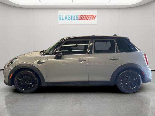 2023 MINI Hardtop Cooper