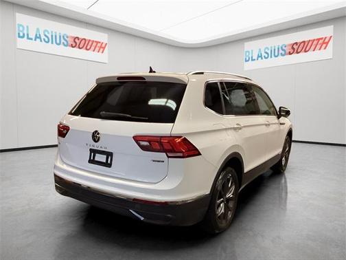 2022 Volkswagen Tiguan 2.0T SE 4MOTION