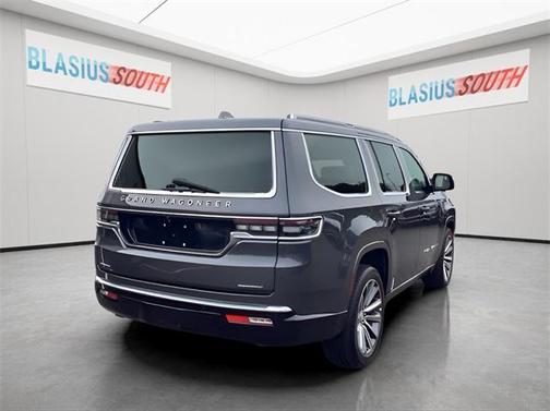 2022 Jeep Grand Wagoneer Series II 4x4
