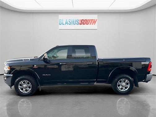2020 RAM 3500 Laramie Crew Cab 4x4 6'4' Box