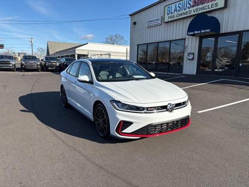 2025 Volkswagen Jetta GLI 2.0T Autobahn