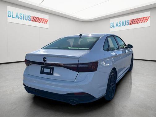 2025 Volkswagen Jetta GLI 2.0T Autobahn