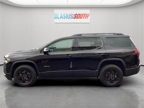 2023 GMC Acadia AWD AT4