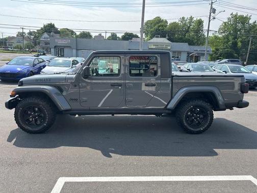 2021 Jeep Gladiator Willys 4x4
