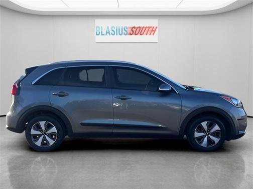 2017 Kia Niro EX