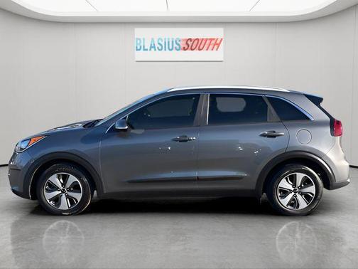 2017 Kia Niro EX