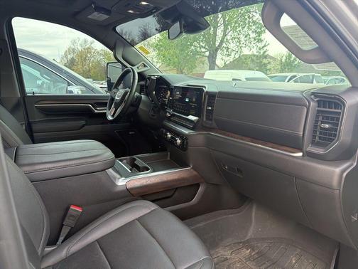 Gray 2024 GMC Sierra 2500 SLT