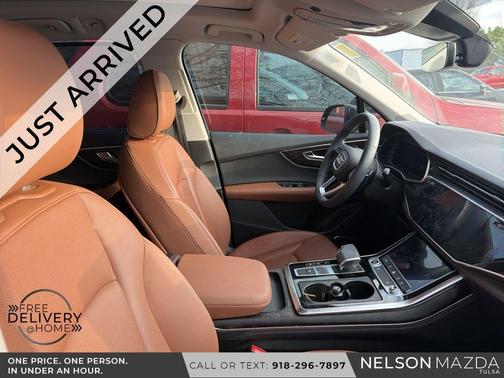 Navarra Blue Metallic 2023 Audi Q7 45 Premium Plus