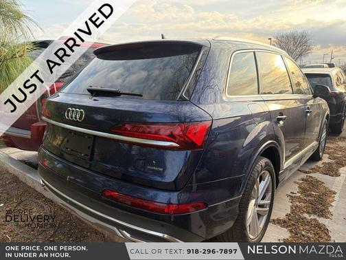 Navarra Blue Metallic 2023 Audi Q7 45 Premium Plus