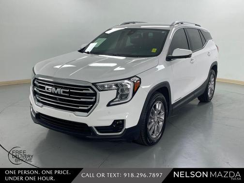 Summit White 2022 GMC Terrain SLT