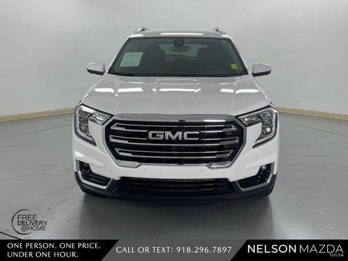 Summit White 2022 GMC Terrain SLT