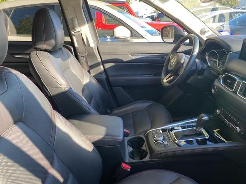 2025 Mazda CX-5 Carbon Edition