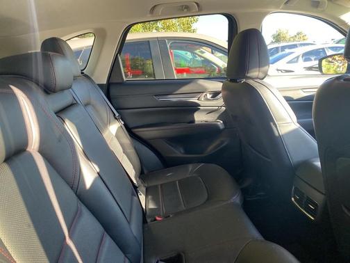 2025 Mazda CX-5 Carbon Edition