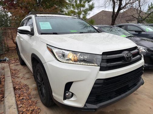 2018 Toyota Highlander SE
