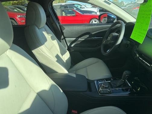 2024 Mazda CX-30 2.5 S Preferred Package