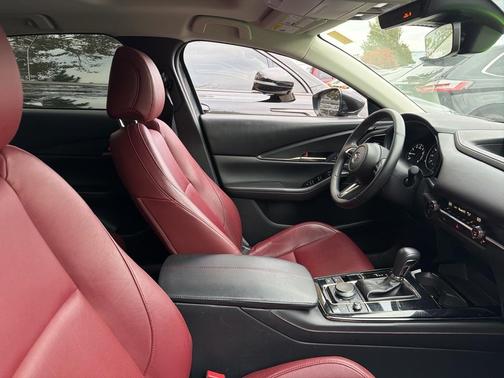 2025 Mazda CX-30 2.5 S Carbon Edition