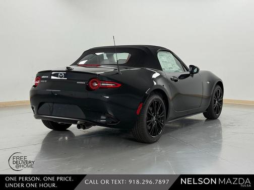 Jet Black Mica 2026 Mazda MX-5 Miata Club